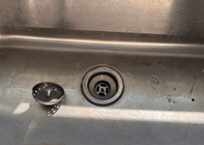 Before – Kitchen sink drain